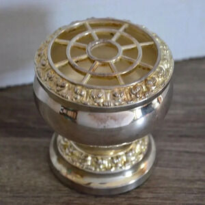 Vtg Silver Plated Floral  Frog